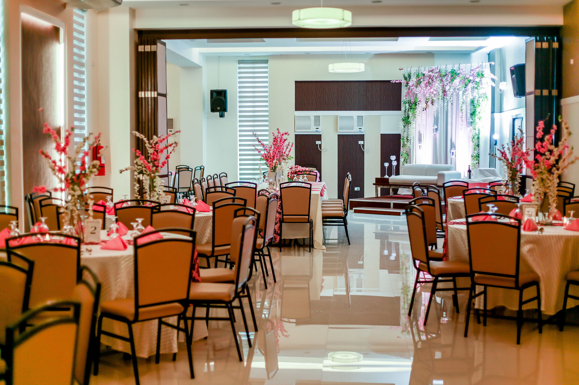 Prime City Resort Hotel Анхелес Экстерьер фото